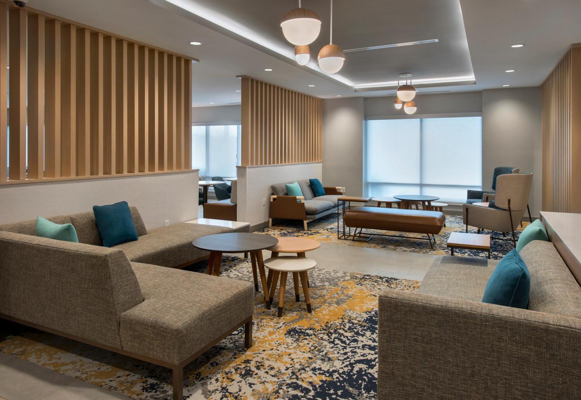 Towneplace Suites Portland Airport Me South Portland Exterior foto